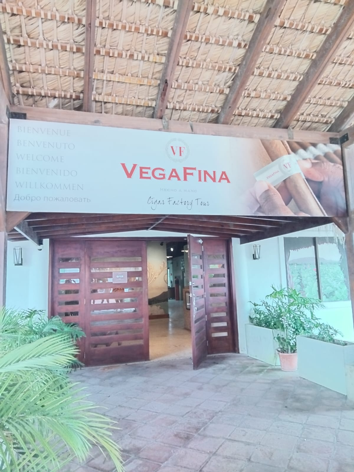 Safari Tagesausflug (8) Zigarrenfabrik Cigar Country La Romana – handgerollte Zigarren